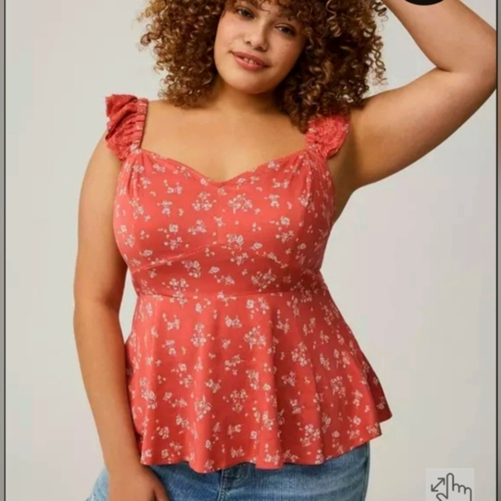 Torrid 0 Woman's Pink Salmon and White Y2K Ruffled Camisole